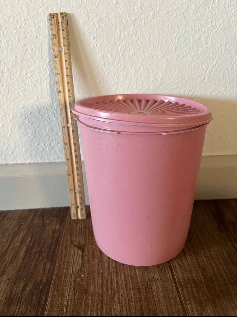 7” Dusty Rose Tupperware Storage Container with Lid